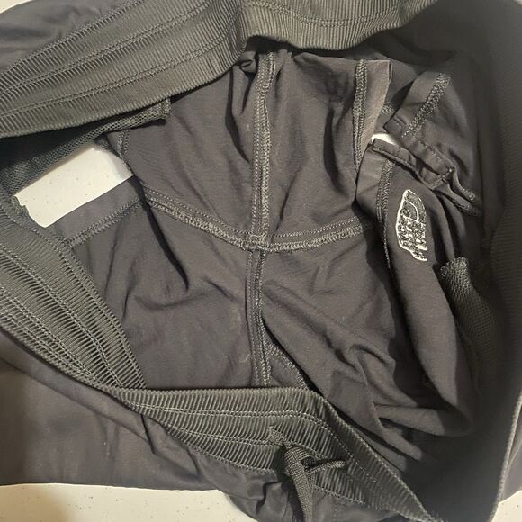 North Face Shorts Aphrodite Motion Women's s XL Black Nylon Hiking Gorp NF0A4AQF - Picture 11 of 12